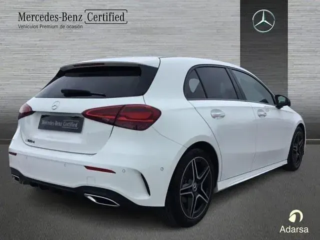 Usado Mercedes A180 116 CV (85 kW) 2025 Blanco polar Berlina