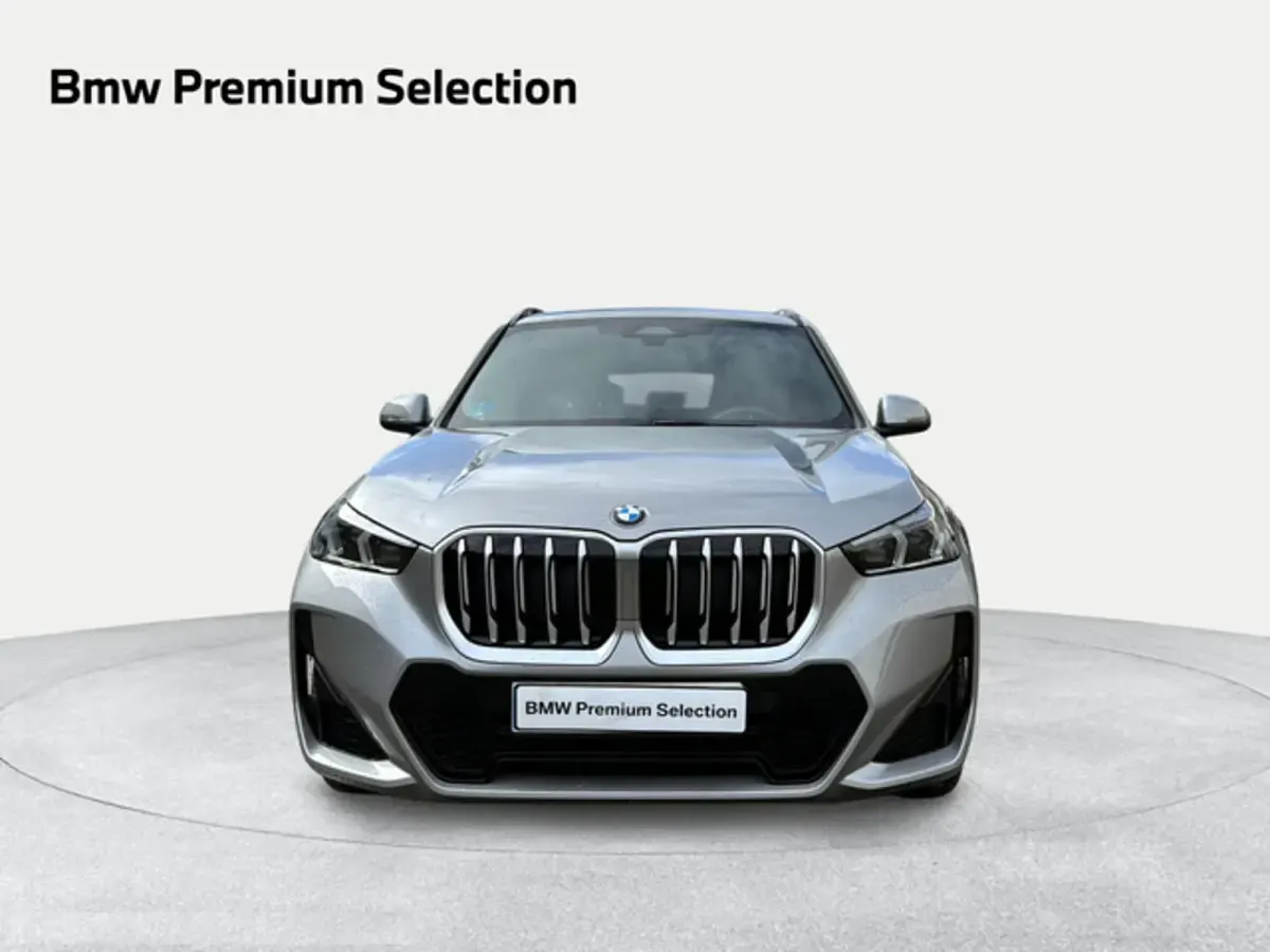 Usado BMW X1 Comfort Edition 163 CV (119 kW) 2024 Gris plata SUV