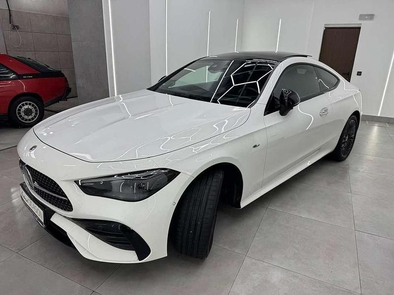 Usado Mercedes CLE300 313 CV (230 kW) 2024 Blanco Coupe