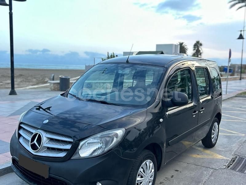 Negro Usado 2017 Mercedes Citan 111 Familiar | 17.490 € (Caro) - Imagen 1/4