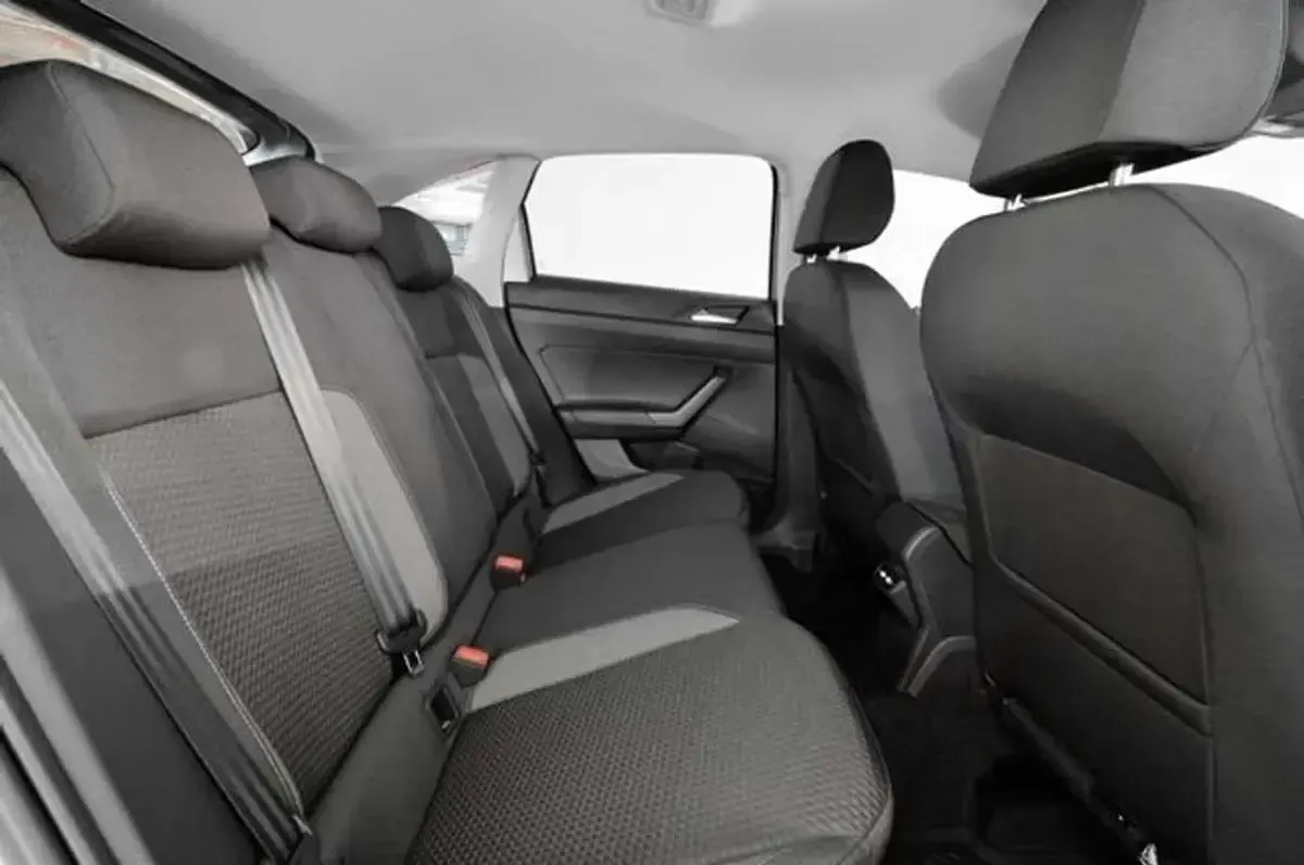 Usado VW Taigo 95 CV (69 kW) 2022 Gris SUV