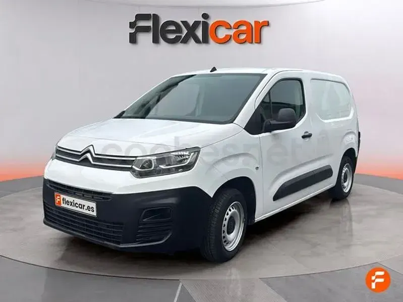 Usado Citroën Berlingo Feel 100 CV (73 kW) 2019 Blanco Monovolumen