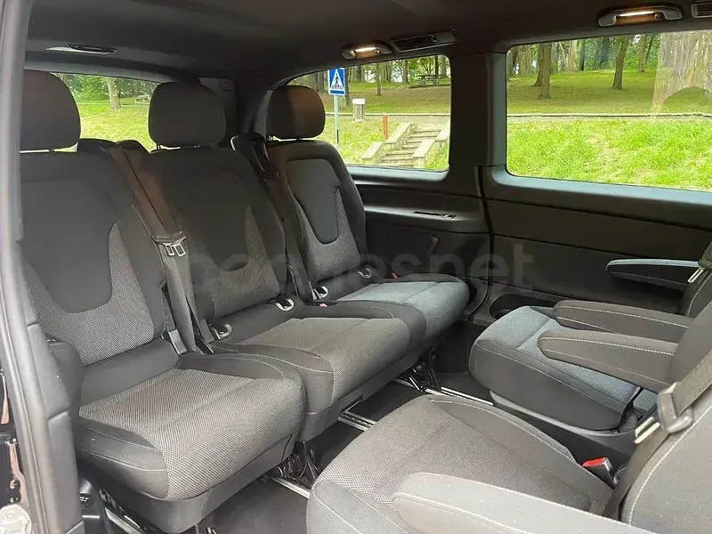 Usado Mercedes V250 Avantgarde 190 CV (139 kW) 2017 Negro Monovolumen