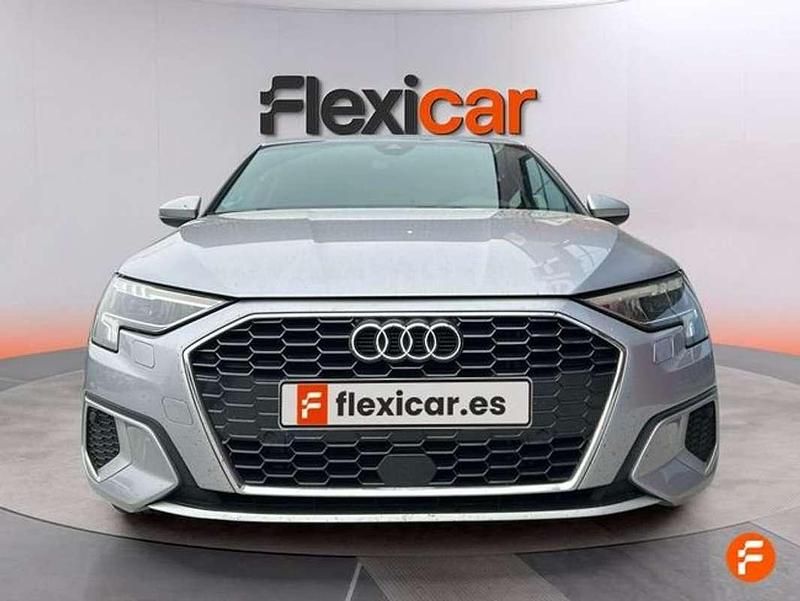 Usado Audi A3 Sportback 116 CV (85 kW) 2022 Gris Utilitario