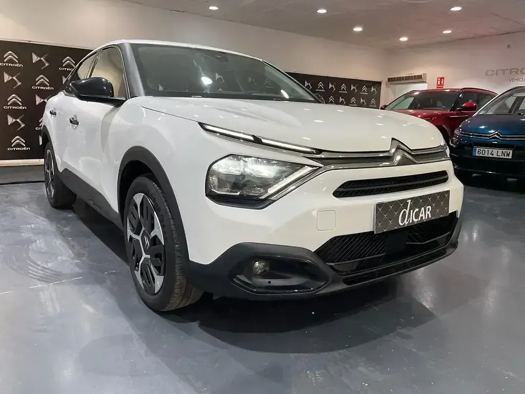 Usado Citroën C4 Feel 130 CV (95 kW) 2021 Blanco Berlina