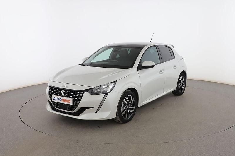 Blanco Usado 2019 Peugeot 208 Allure Utilitario | 12.199 € (Precio justo) - Imagen 1/3