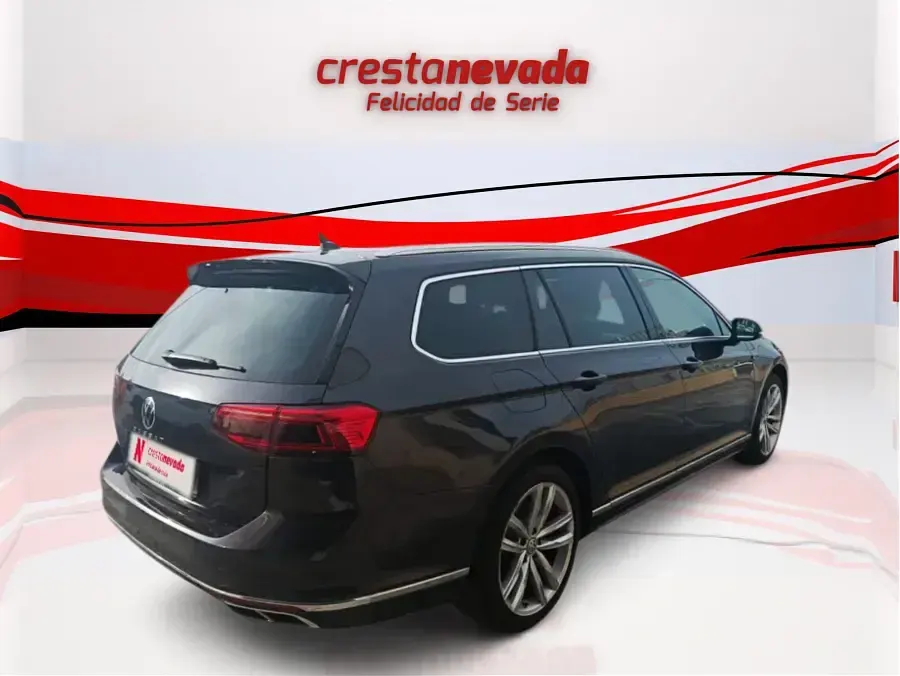 Usado VW Passat R-line 150 CV (110 kW) 2021 Familiar