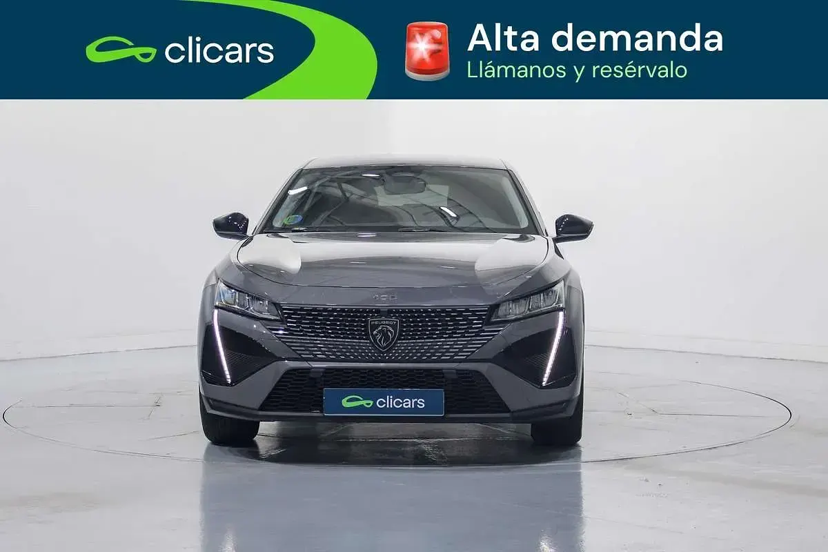 Usado Peugeot 408 Allure 136 CV (100 kW) 2025 Gris SUV