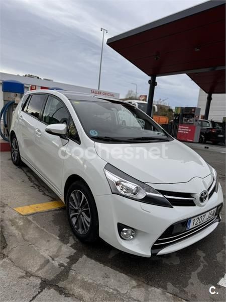 Blanco Usado 2016 Toyota Verso Advance Monovolumen | 16.500 € (Caro) - Imagen 1/4