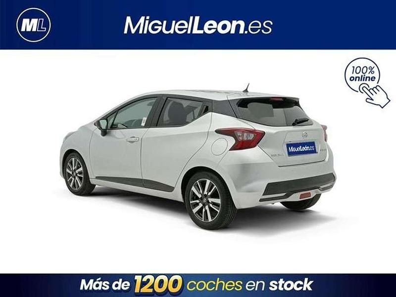 Usado Nissan Micra 92 CV (67 kW) 2021 Gris Utilitario