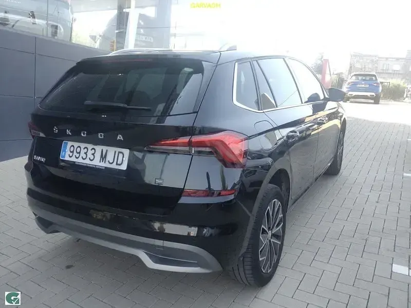 Usado Skoda Kamiq Ambition 150 CV (110 kW) 2023 Negro SUV