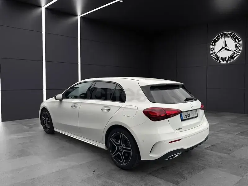 Usado Mercedes A180 136 CV (100 kW) 2025 Blanco Berlina