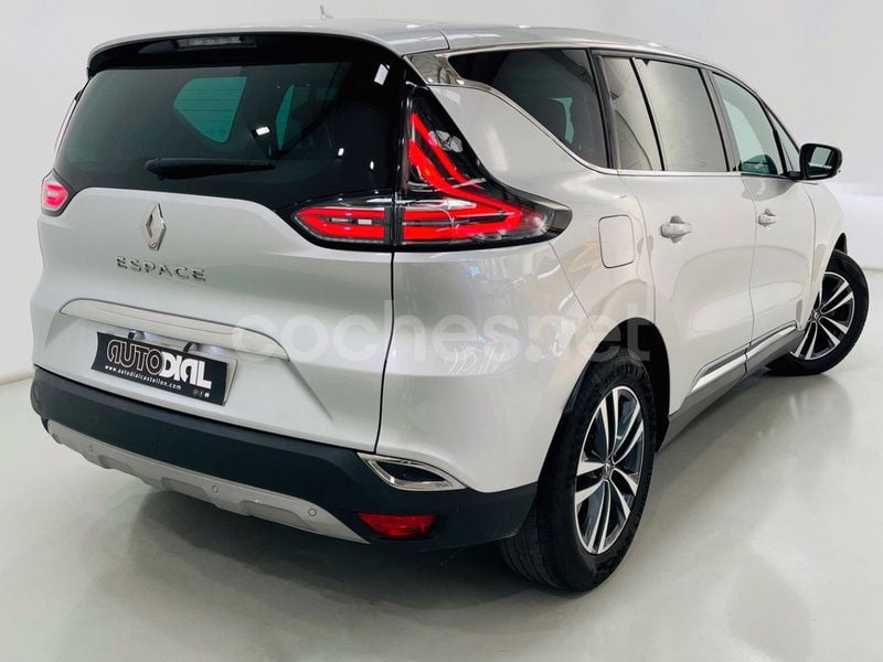 Gris / plata Usado 2019 Renault Espace LIMITED Monovolumen | 25.999 € (Un poco caro) - Imagen 1/4