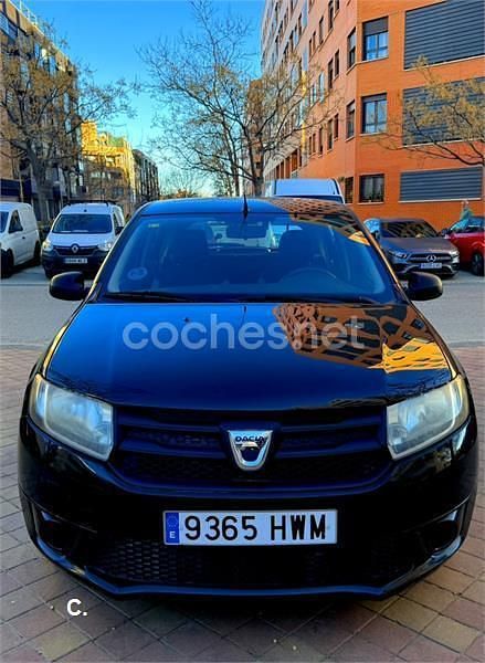 Usado Dacia Sandero Lauréate 75 CV (55 kW) 2014 Negro Berlina