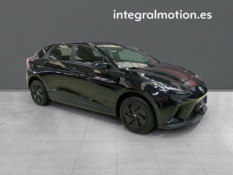 Usado MG MG4 EV 125 kW (170 CV) 2023 Negro Utilitario