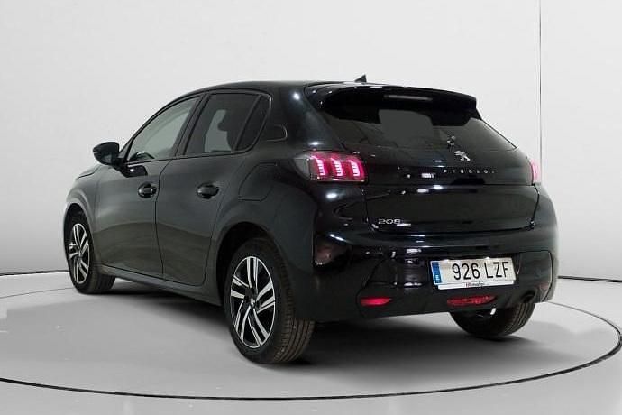 Usado Peugeot 208 Allure 101 CV (74 kW) 2022 Utilitario