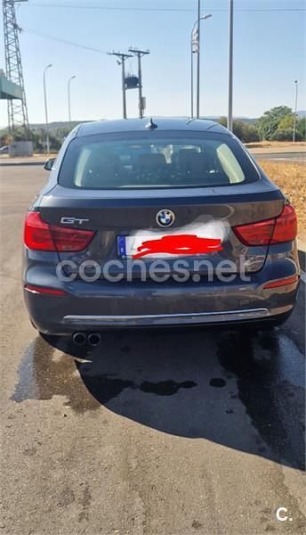 Usado BMW 320 184 HP (135 kW) 2017 Azul Sedan