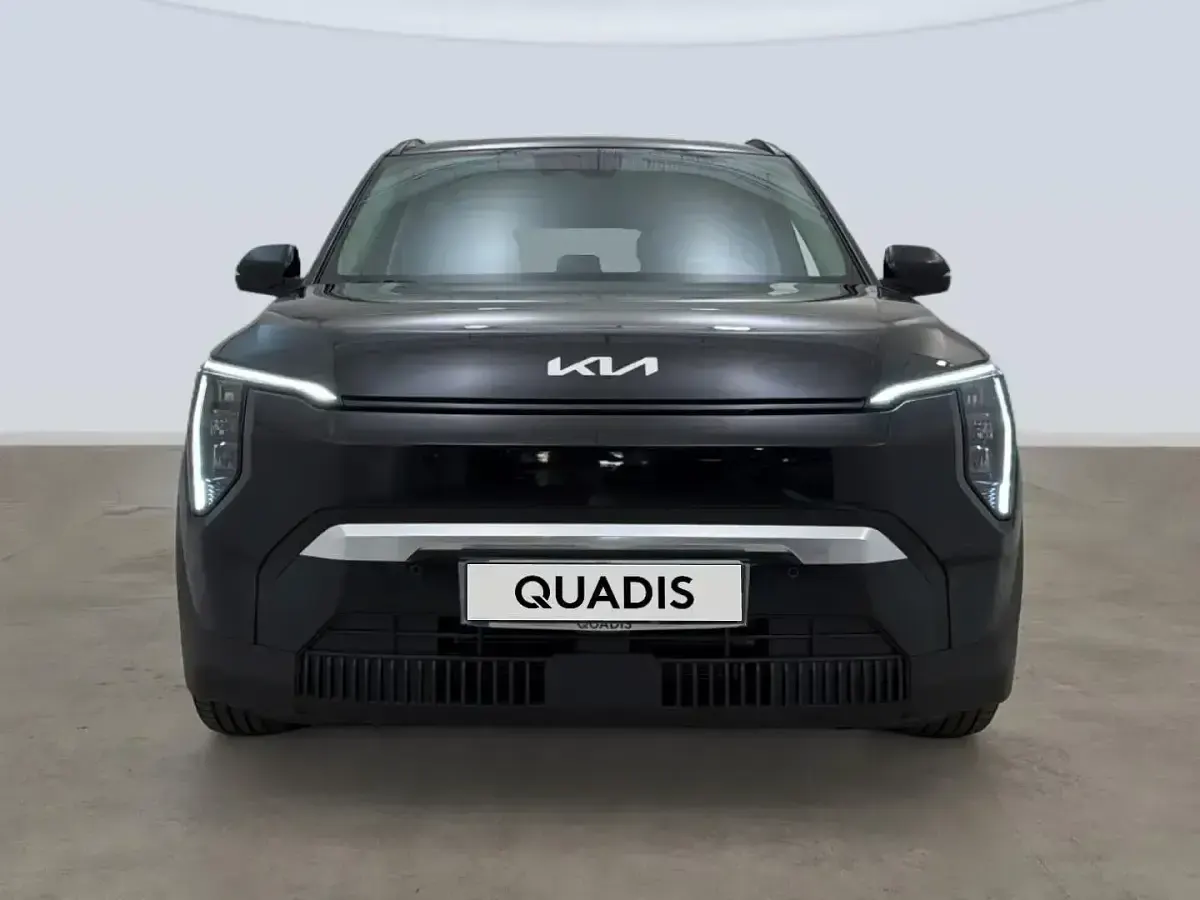 Usado Kia EV3 Earth 150 kW (204 CV) 2025 Negro SUV