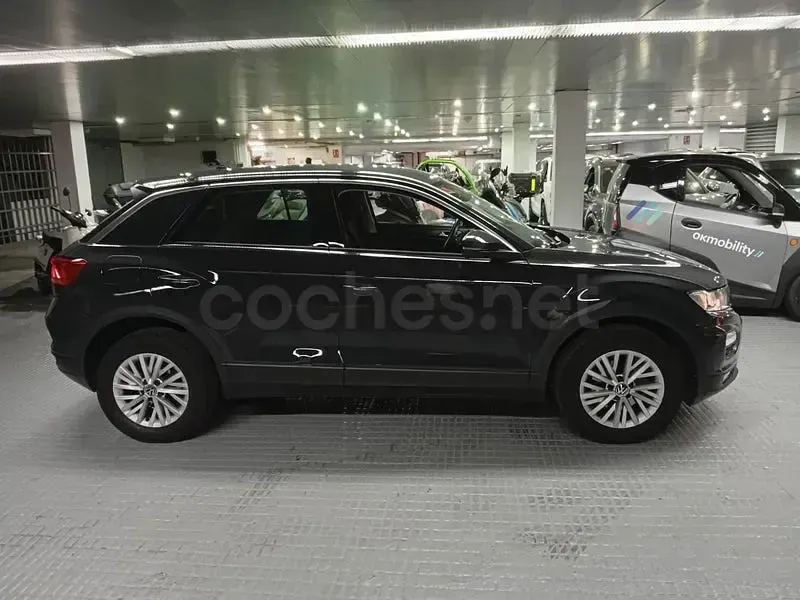 Usado VW T-Roc Edition 110 CV (80 kW) 2021 Gris / plata SUV