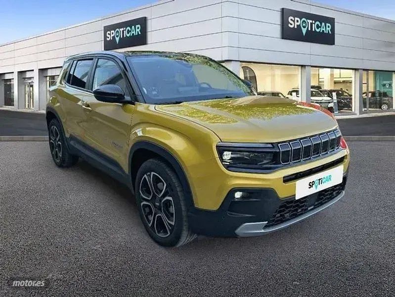 Usado Jeep Avenger EV Summit 114 kW (156 CV) 2023 Amarillo SUV