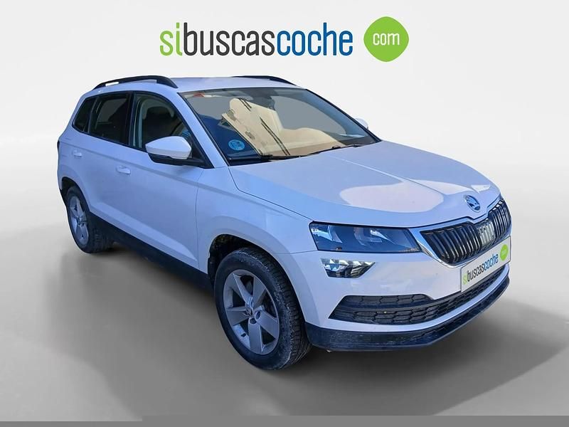 Usado Skoda Karoq Ambition 150 CV (110 kW) 2021 Blanco SUV