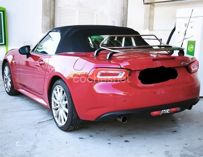 Usado Fiat 124 Spider Lusso 140 CV (102 kW) 2017 Rojo Descapotable