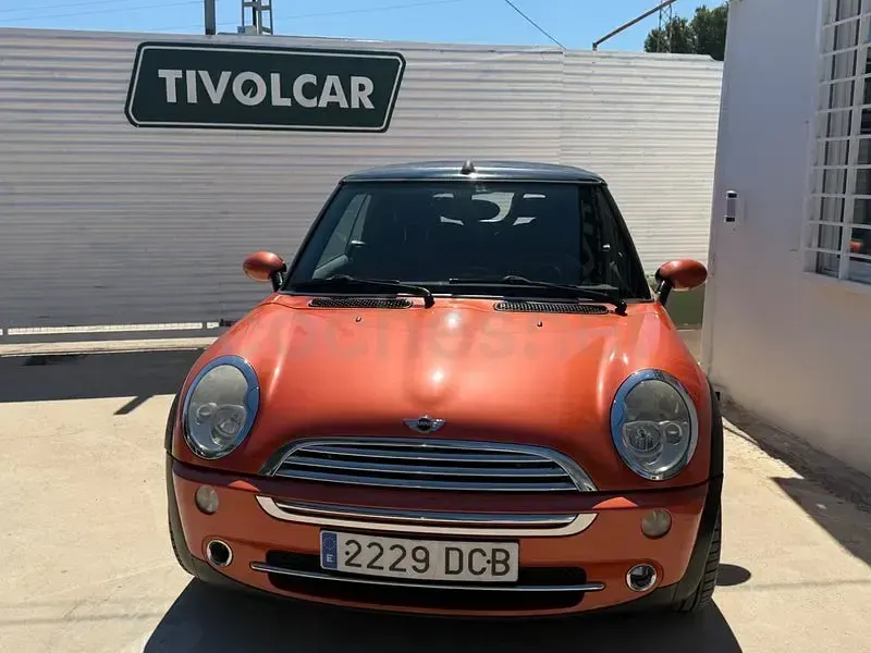 Usado Mini Cooper Cabriolet 116 CV (85 kW) 2004 Naranja Descapotable
