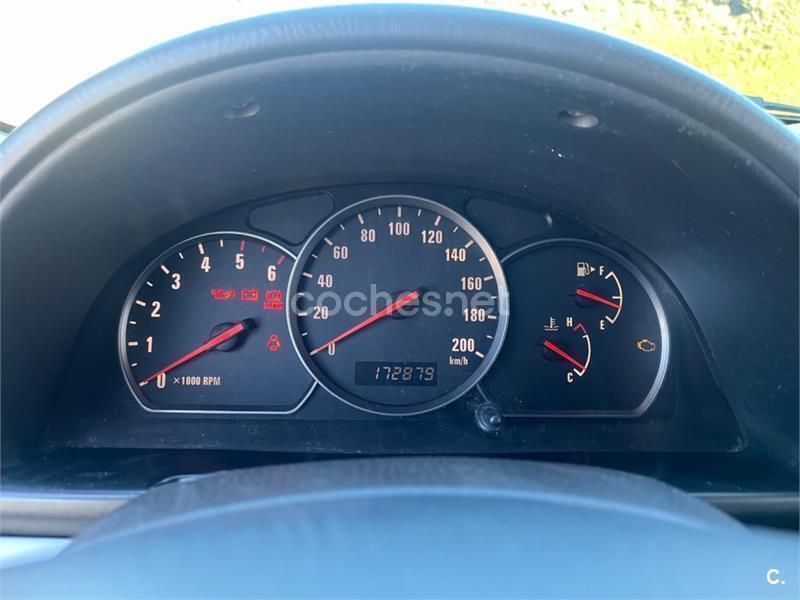 Verde Usado 2003 Suzuki Grand Vitara SUV | 12.000 € - Imagen 1/3