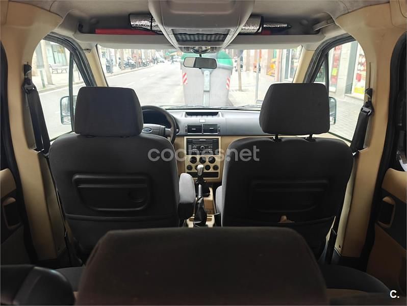 Usado Ford Tourneo Connect Trend 115 CV (84 kW) 2013 Negro Monovolumen