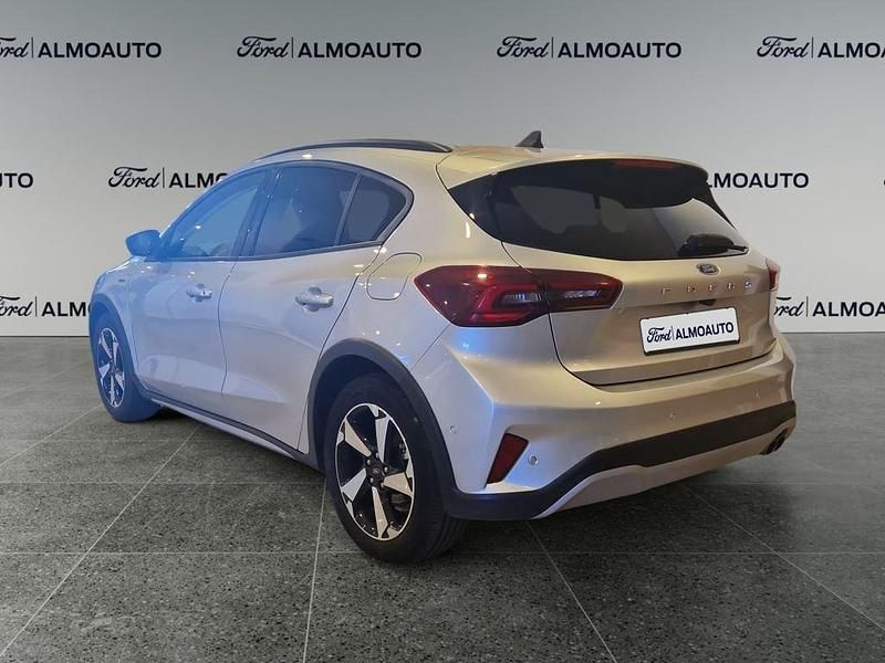 Usado Ford Focus Active 155 CV (114 kW) 2024 Plateado Berlina