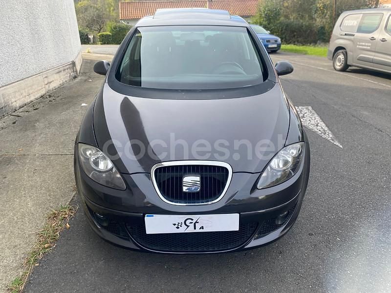 Usado Seat Altea Sport 150 CV (110 kW) 2005 Negro Monovolumen