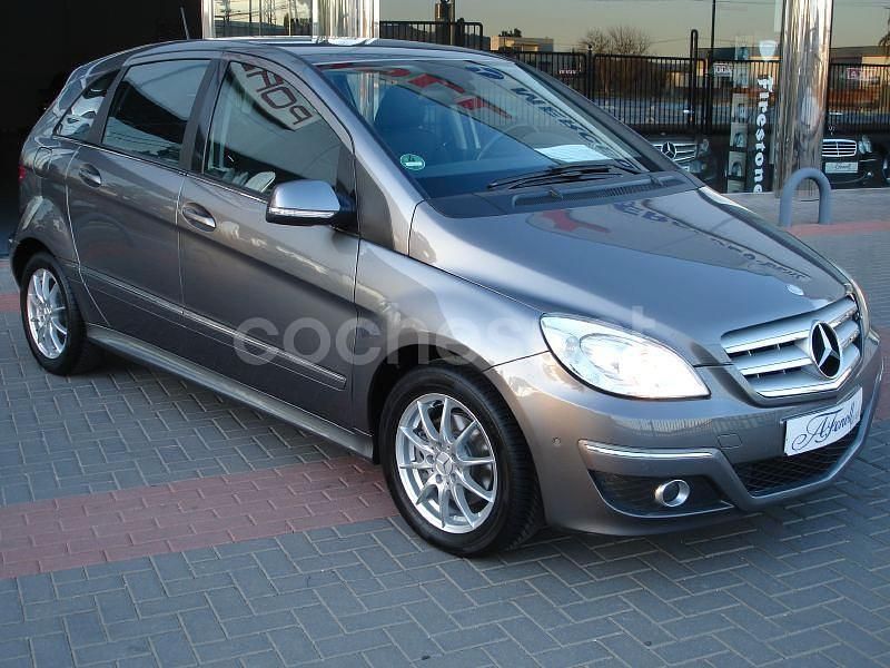 Marrón Usado 2010 Mercedes B180 Sport Edition Monovolumen | 13.499 € - Imagen 1/4