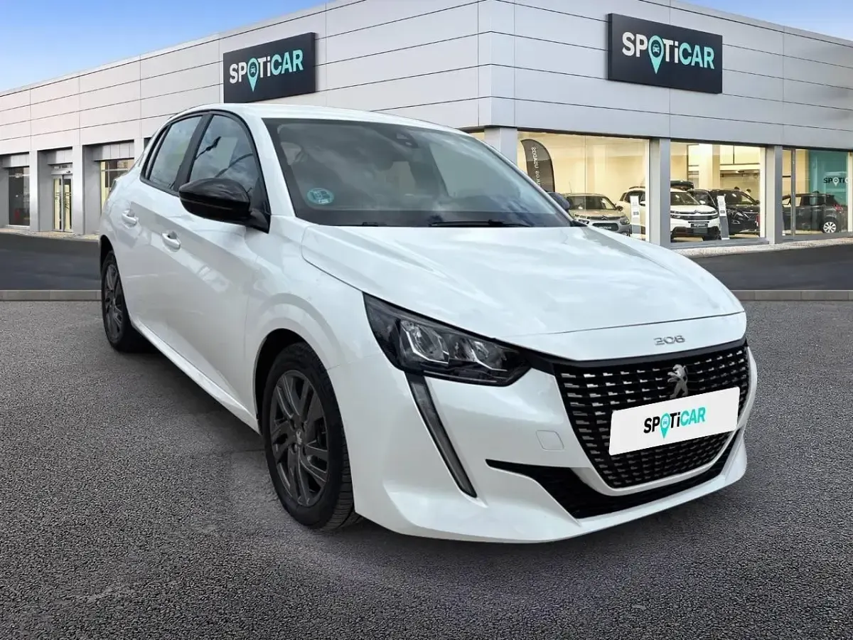 Usado Peugeot 208 Active 102 CV (75 kW) 2022 Blanco Utilitario