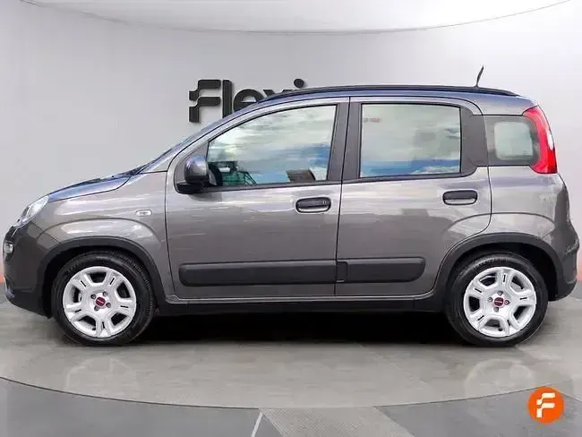 Usado Fiat Panda Cross Cross 70 CV (51 kW) 2023 Gris Utilitario