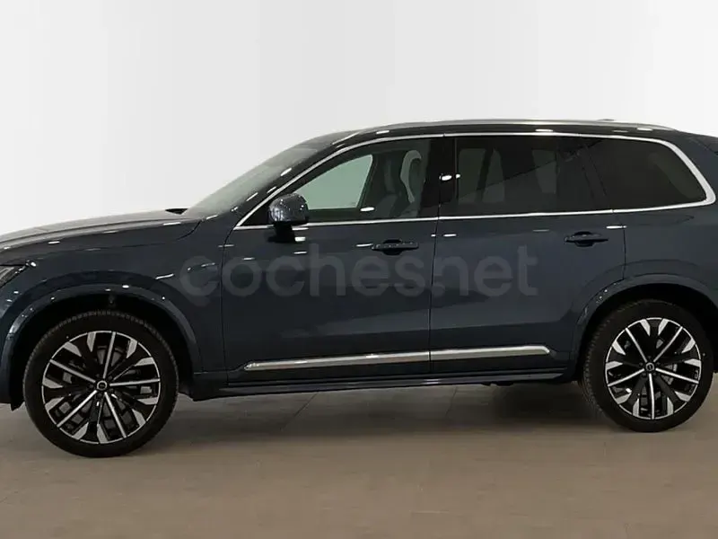 Usado Volvo XC90 Plus 250 CV (183 kW) 2025 Azul SUV