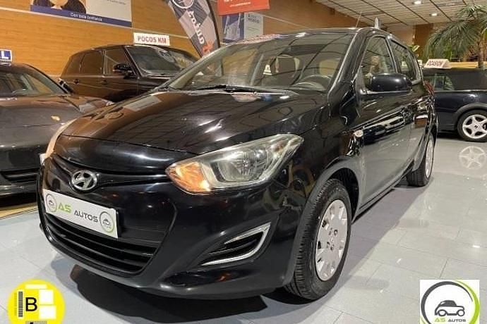 Brugt Hyundai i20 Classic 75 HK (55 kW) 2013 Sort Sedan