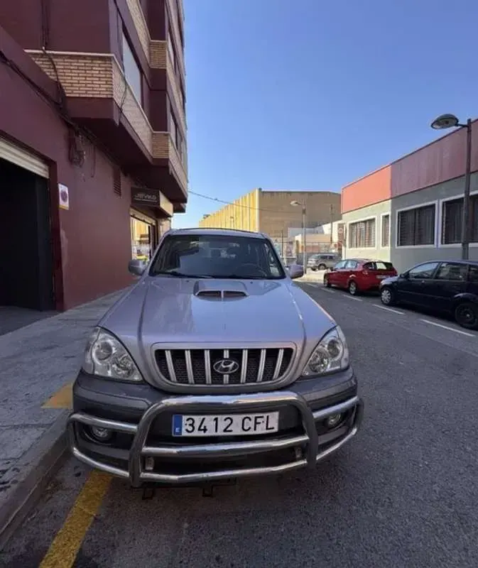 Usado Hyundai Terracan 150 CV (110 kW) 2003 Gris SUV
