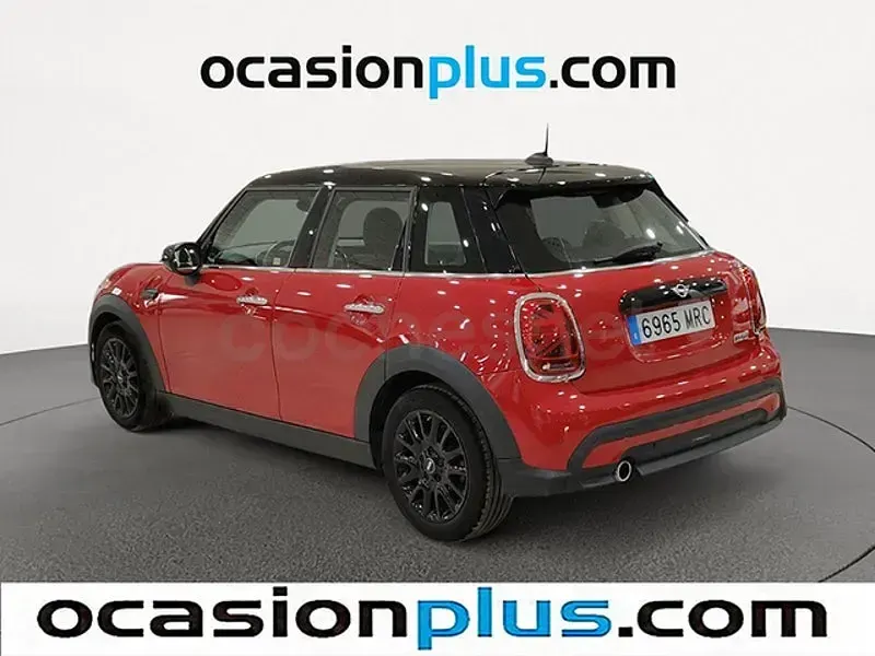 Usado Mini Cooper 136 CV (100 kW) 2024 Rojo Utilitario