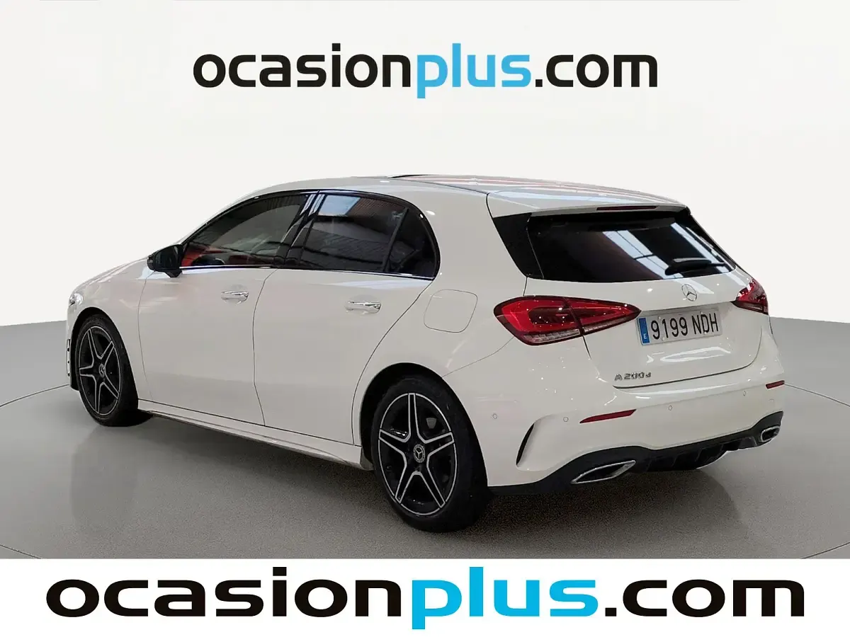 Usado Mercedes A200 AMG 150 CV (110 kW) 2025 Blanco Utilitario