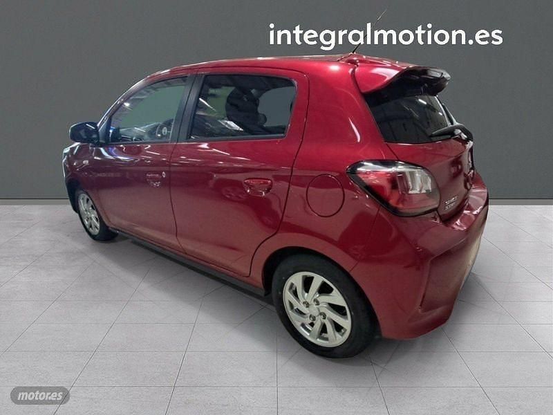 Usado Mitsubishi Space Star Motion 71 CV (52 kW) 2024 Negro Berlina