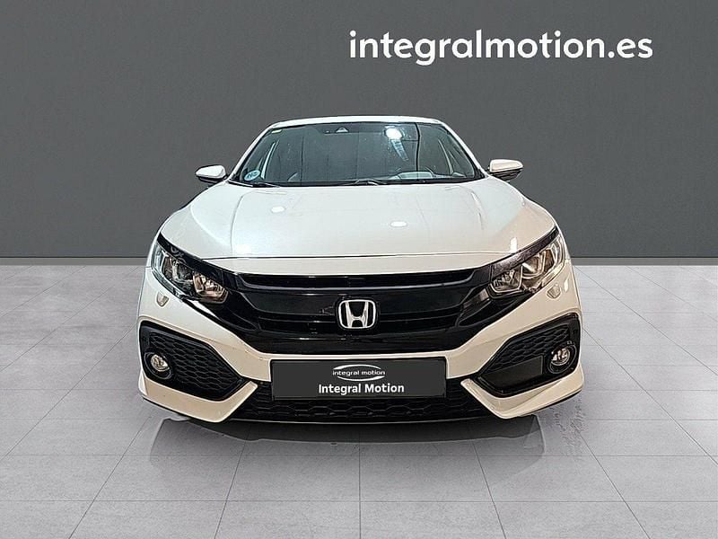 Usado Honda Civic Elegance 129 CV (94 kW) 2018 Blanco Berlina