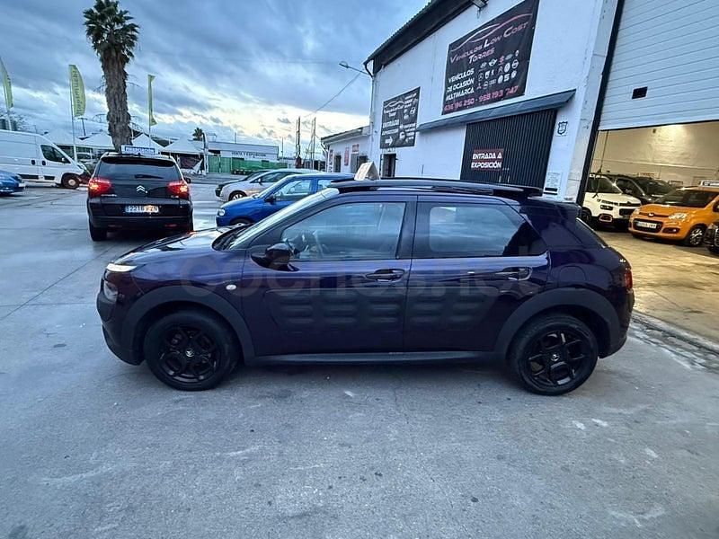 Usado Citroën C4 Cactus Feel 92 CV (67 kW) 2015 Azul Utilitario