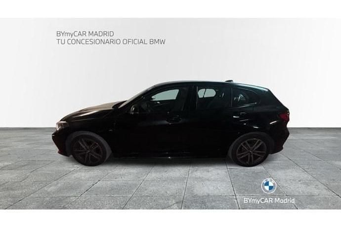 Usado BMW 118 Executive 150 CV (110 kW) 2022 Negro Utilitario