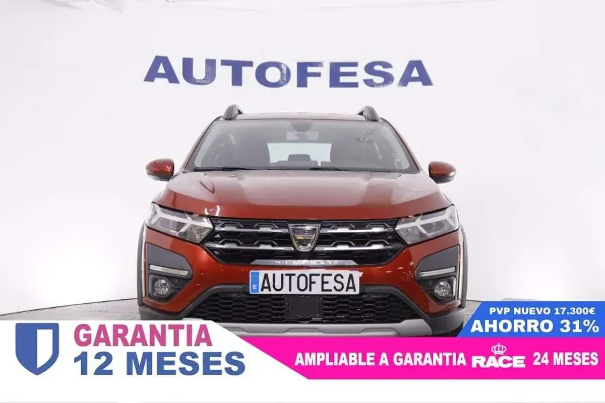 Occasion Dacia Sandero Comfort 101 PK (74 kW) 2021 Rood Sedan