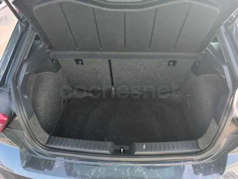 Usado Seat Ibiza XCELLENCE 115 CV (84 kW) 2025 Gris / plata Utilitario