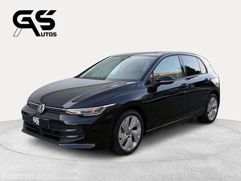 Usado VW Golf VIII 116 CV (85 kW) 2025 Negro Berlina