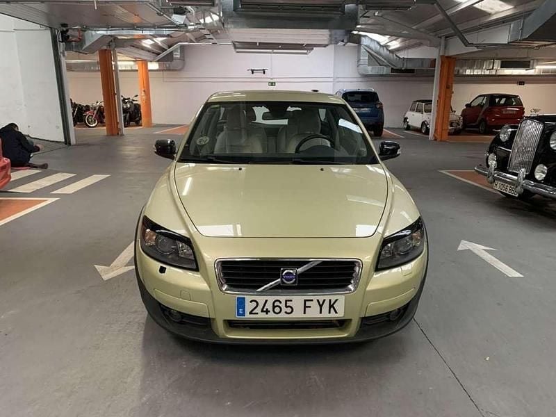 Usado Volvo C30 Summum 179 CV (131 kW) 2007 Amarillo Utilitario