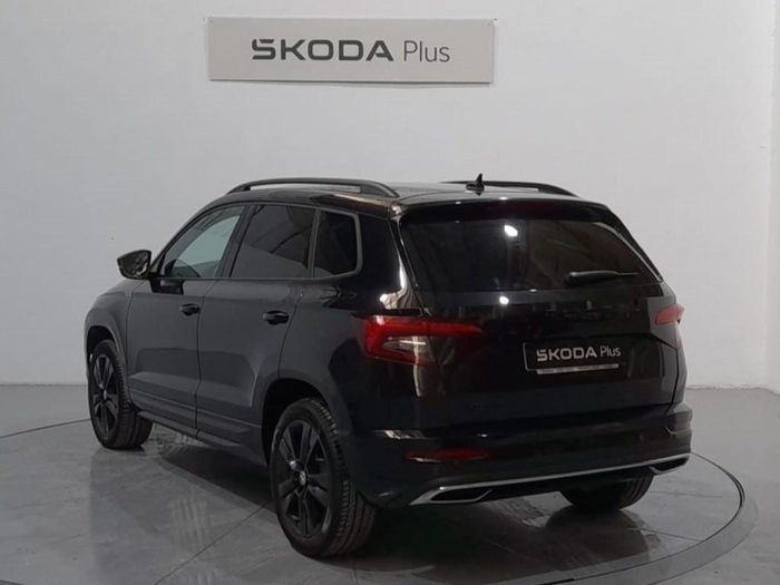 Negro Usado 2021 Skoda Karoq SportLine SUV | 24.500 € (Precio justo) - Imagen 1/4