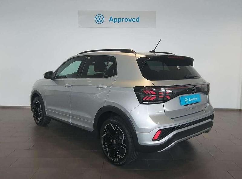Usado VW T-Cross R-line 116 CV (85 kW) 2025 Plateado SUV