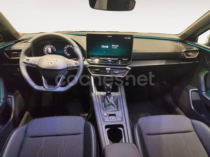 Nuevo Cupra Leon 150 CV (110 kW) 2025 Gris / plata Berlina